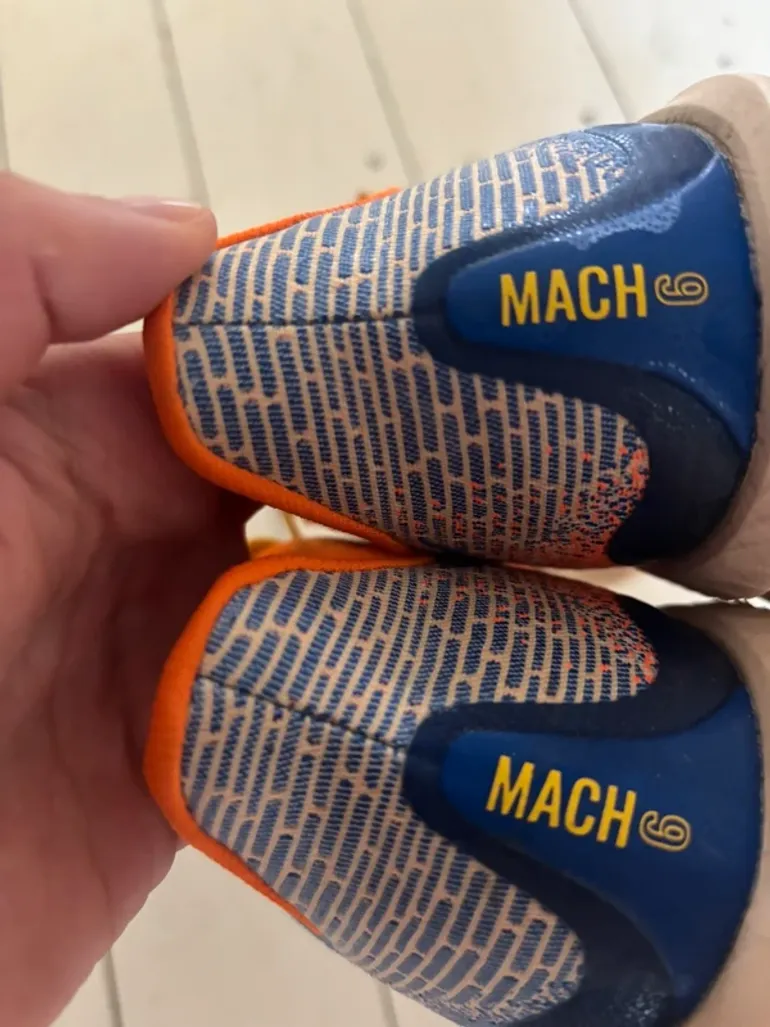 Used Hoka Mach 6 bike — image 2 of 3