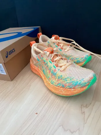 Gebrauchtes Asics Noosa Tri 60 Running Shoes