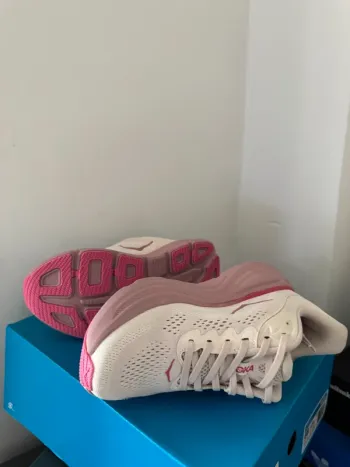Used Hoka Shoes Size 39 bike — image 2 of 5