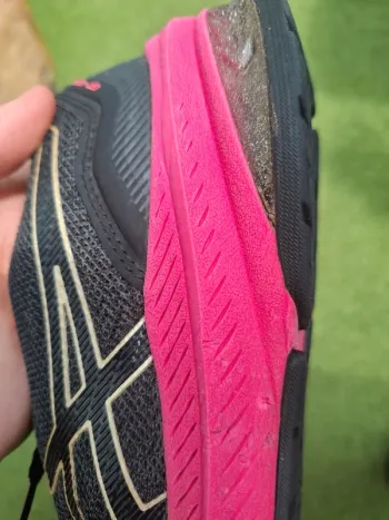 Used Asics GT 1000 bike — image 8 of 9