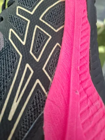 Used Asics GT 1000 bike — image 6 of 9