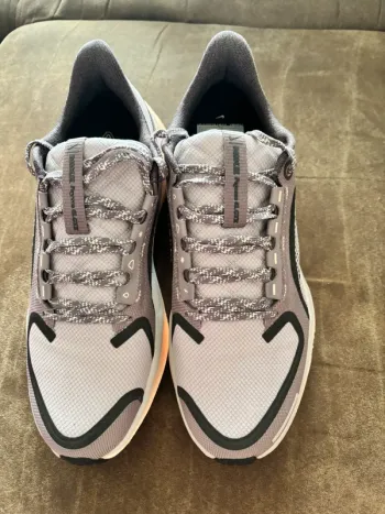 Used Nike Wandelschoenen Hiking