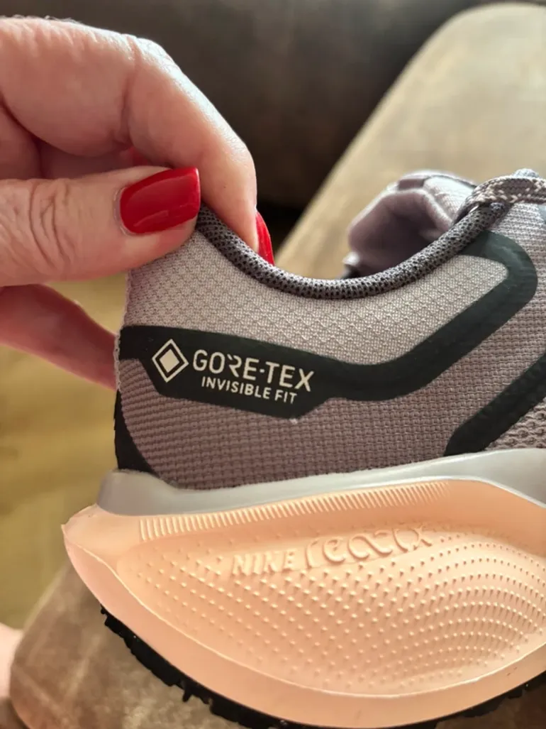 Used Nike Wandelschoenen bike — image 2 of 7