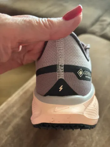 Used Nike Wandelschoenen bike — image 3 of 7
