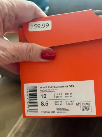 Used Nike Wandelschoenen bike — image 7 of 7