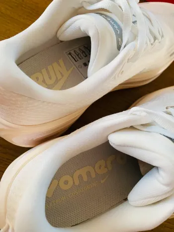 Used Nike Vomero Plus bike — image 4 of 6