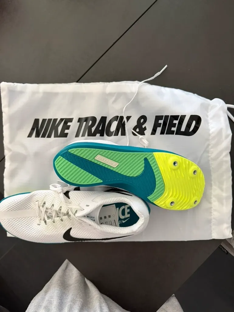 Used Nike Zoom Rival Distance bike — image 2 of 18