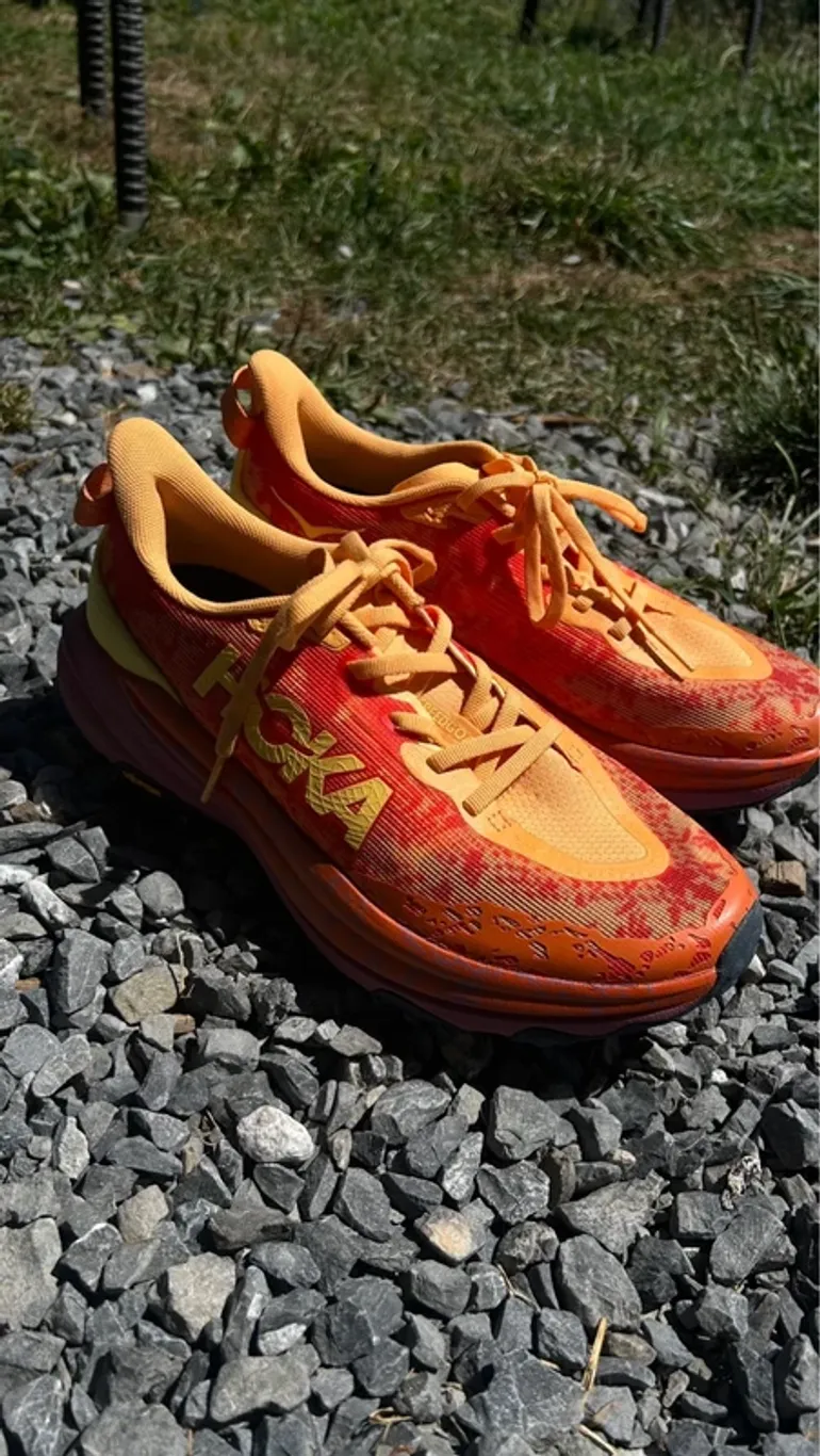 Used Hoka Speedgoat 6 bike — image 4 of 8