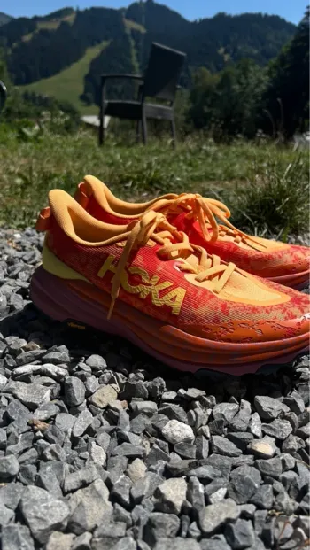 Used Hoka Speedgoat 6 Running Shoes