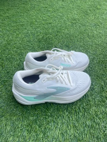 Použité Brooks Ghost Max Running Shoes