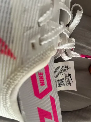 Used Nike ZoomX Vaporfly NEXT% 2 bike — image 4 of 4