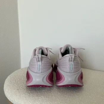 Used Nike Vomero bike — image 5 of 9