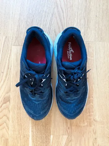 Used Hoka Laufschuhe bike — image 7 of 9