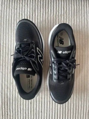 Used New Balance Ellipse V1 bike — image 4 of 9