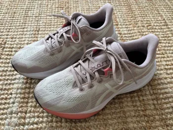 Použité Asics Dynablast 5 Running Shoes