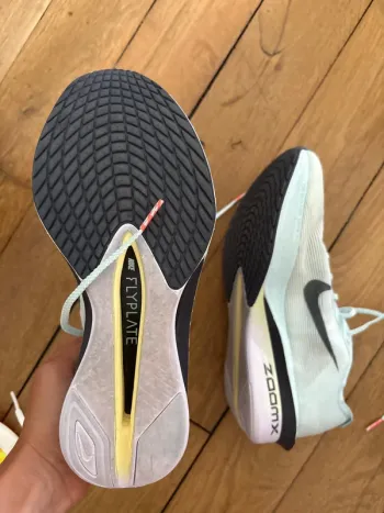 Used Nike Vaporfly 4 bike — image 3 of 5
