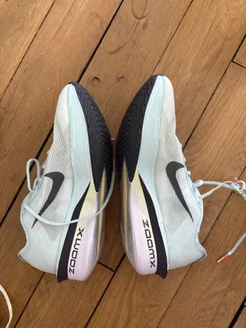 Used Nike Vaporfly 4 bike — image 2 of 5