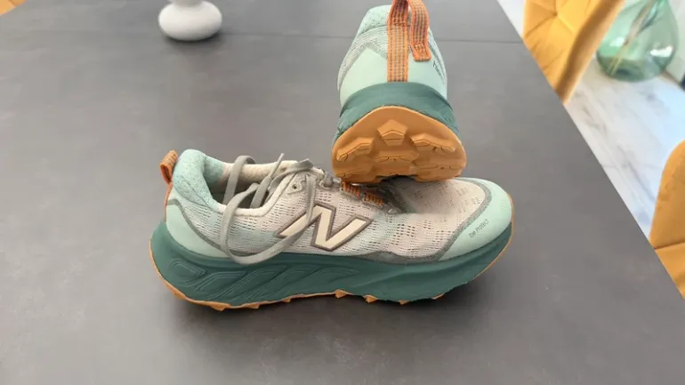 Brugt New Balance Hierro v9 bike — billede 3 af 7