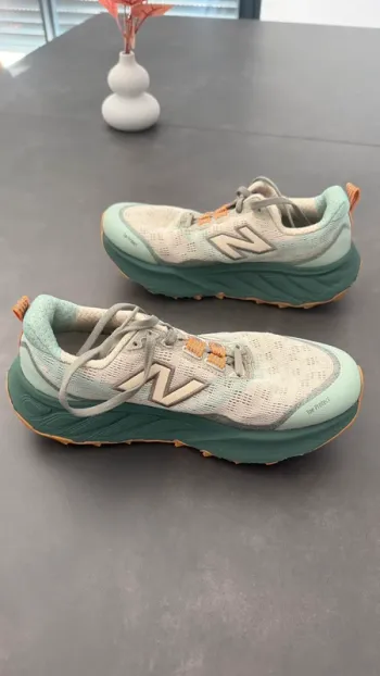Brugt New Balance Hierro v9 bike — billede 7 af 7