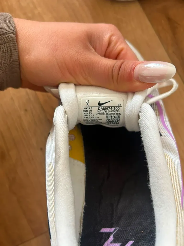 Used Nike Vaporfly 5 bike — image 3 of 3
