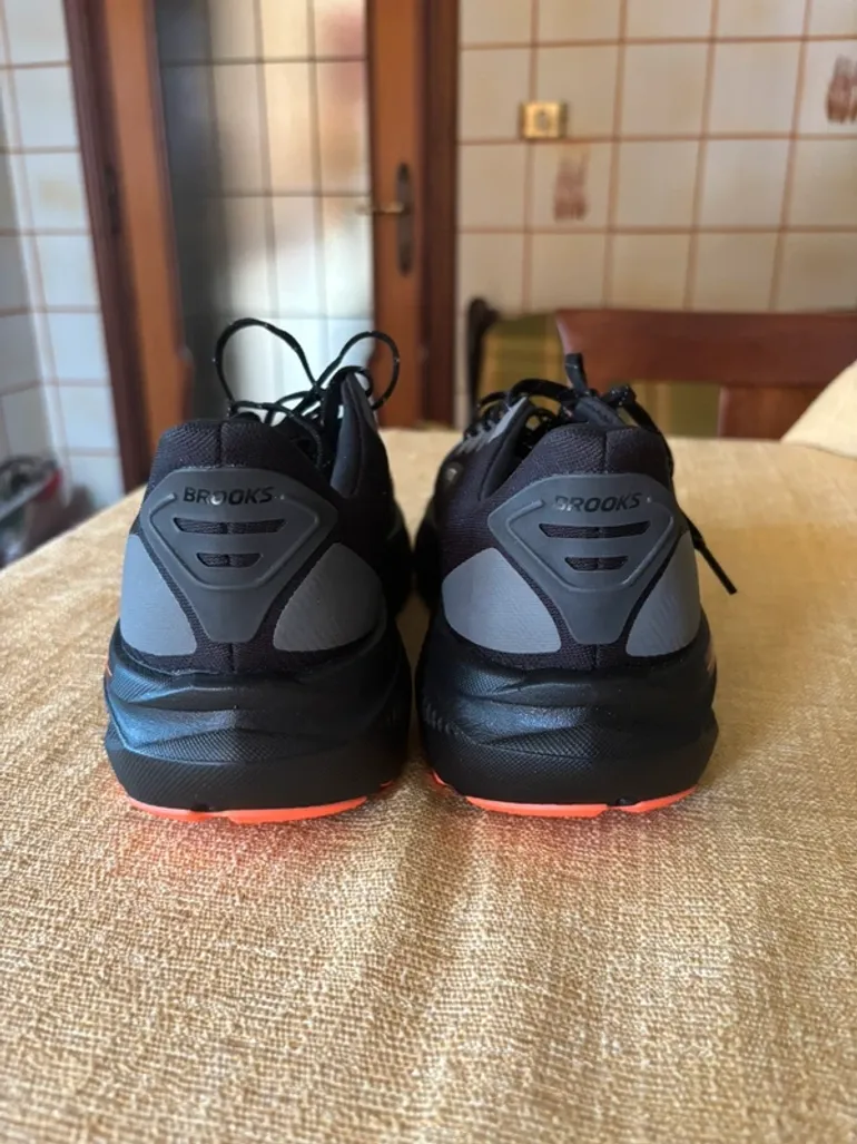 Brooks Ghost 17 bike de segunda mano — imagen 3 de 9