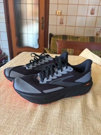 Used Brooks Ghost 17 Running Shoes
