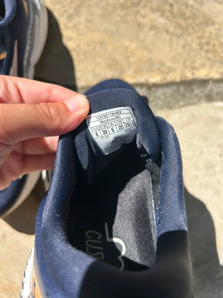 Gebrauchtes Brooks Running Shoes bike — Bild 5 von 5