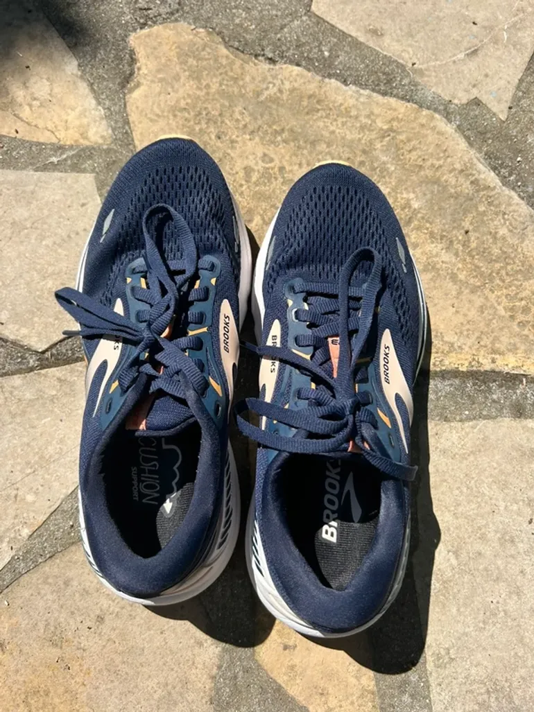 Gebrauchtes Brooks Running Shoes bike — Bild 3 von 5