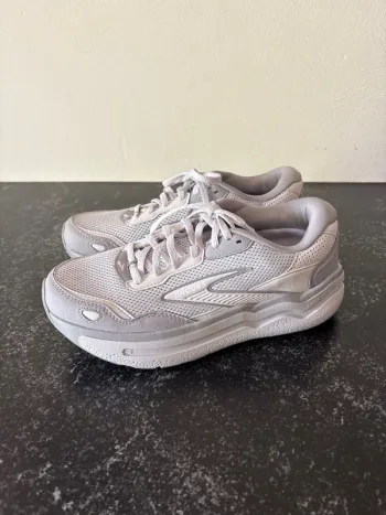 Used Brooks Ghost Max Running Shoes