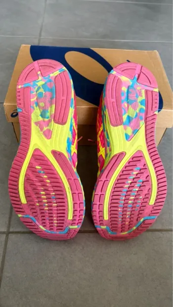 Used Asics GEL-Noosa Tri 12 bike — image 3 of 10