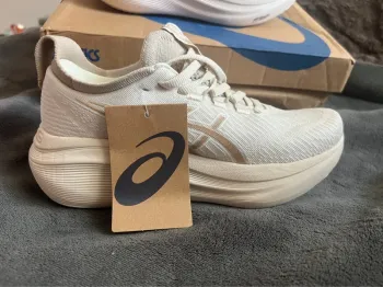 Used Asics Gel-Nimbus 27 bike — image 3 of 8