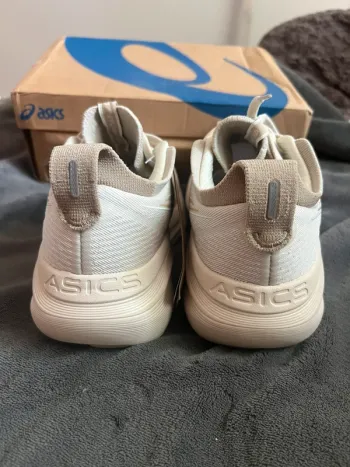 Used Asics Gel-Nimbus 27 bike — image 7 of 8