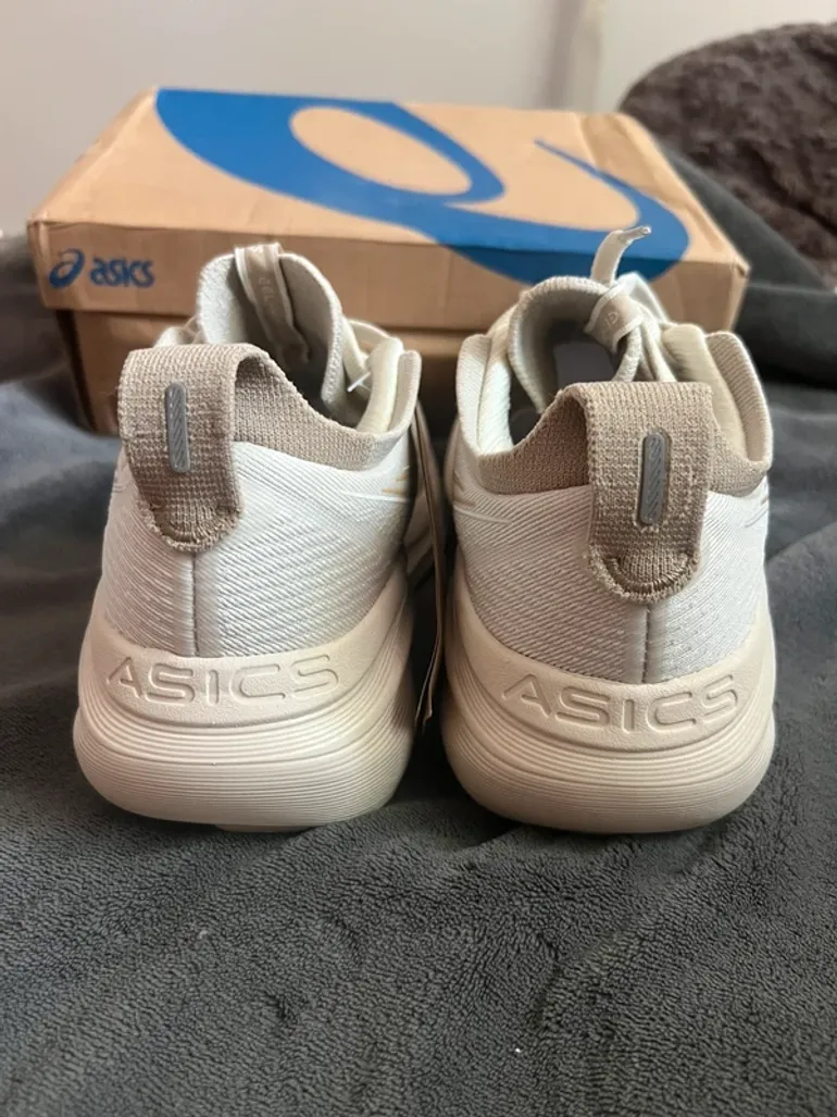 Used Asics Gel-Nimbus 27 bike — image 7 of 8