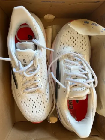 Used Brooks Glycerin Max Running Shoes