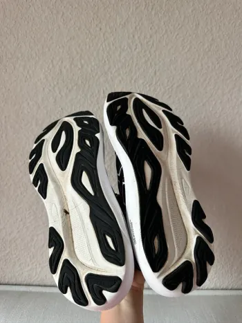 Asics GT-2000 14 bike d'occasion — image 3 sur 5