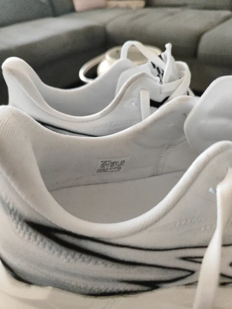 Used Asics Superblast 2 bike — image 6 of 12
