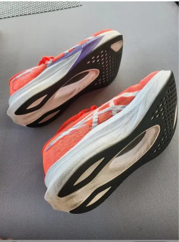 Used Asics Running Shoes Running Shoes