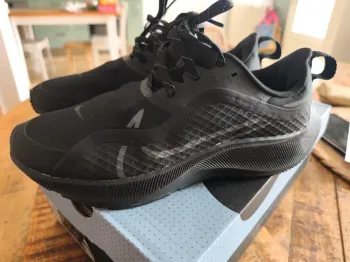 Used Pegasus Nike Air Zoom 37 Shield bike — image 9 of 15