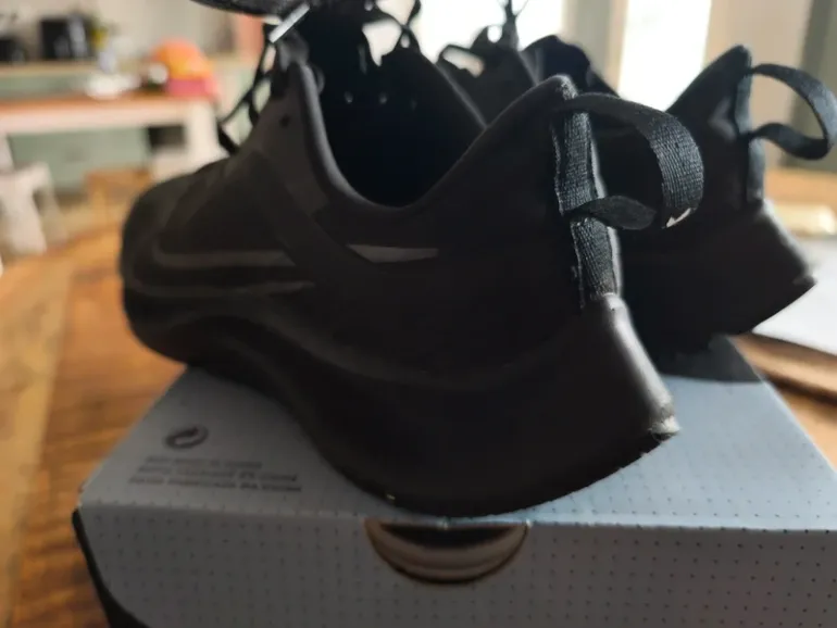 Used Pegasus Nike Air Zoom 37 Shield bike — image 12 of 15