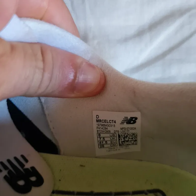 Used New Balance FuelCell SuperComp Elite v4 bike — image 6 of 6