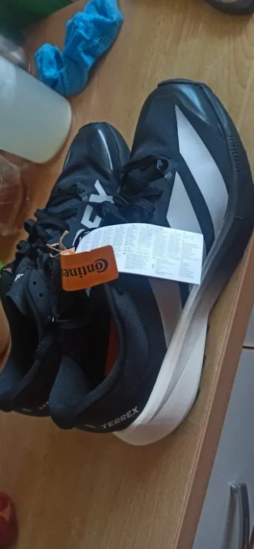 Używany Adidas Agravic 4 Running Shoes
