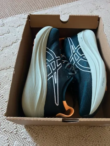 Gebrauchtes Asics Gel Nimbus 27 TR bike — Bild 2 von 6