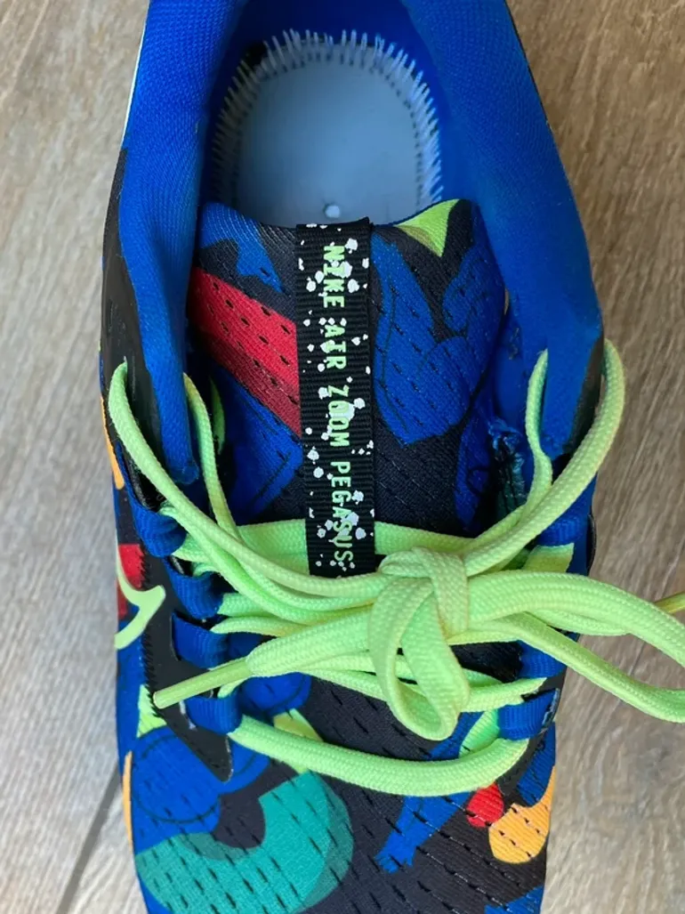 Used Pegasus Nike Air Zoom 38 A.I.R. Kelly Anna London bike — image 10 of 15
