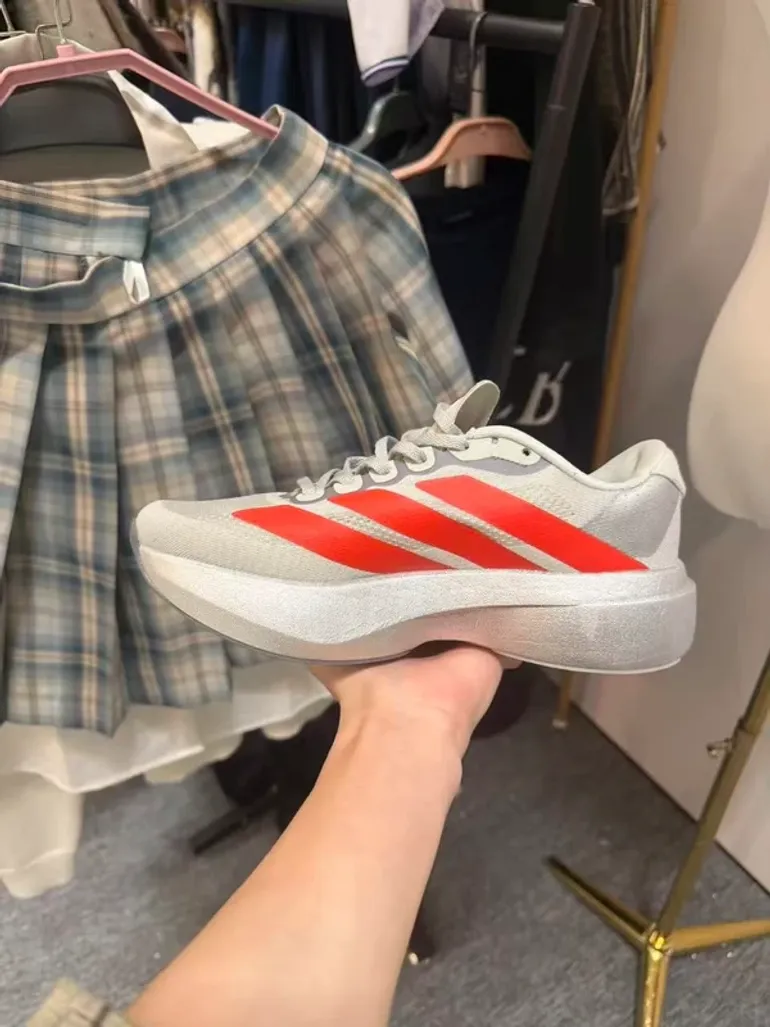 Used Adidas Adizero EVO SL bike — image 3 of 7