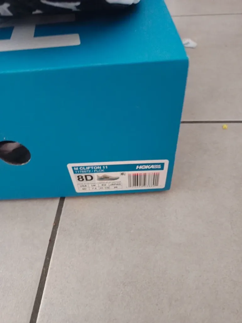 Used Hoka Clifton 11 bike — image 2 of 8