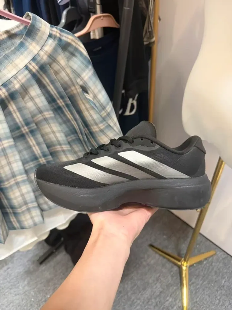 Used Adidas Adizero EVO SL bike — image 3 of 7