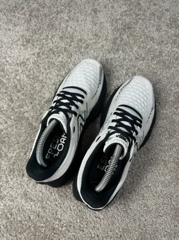 Použité Lightweight Fresh Foam 1080v12 bike — obrázek 4 z 11