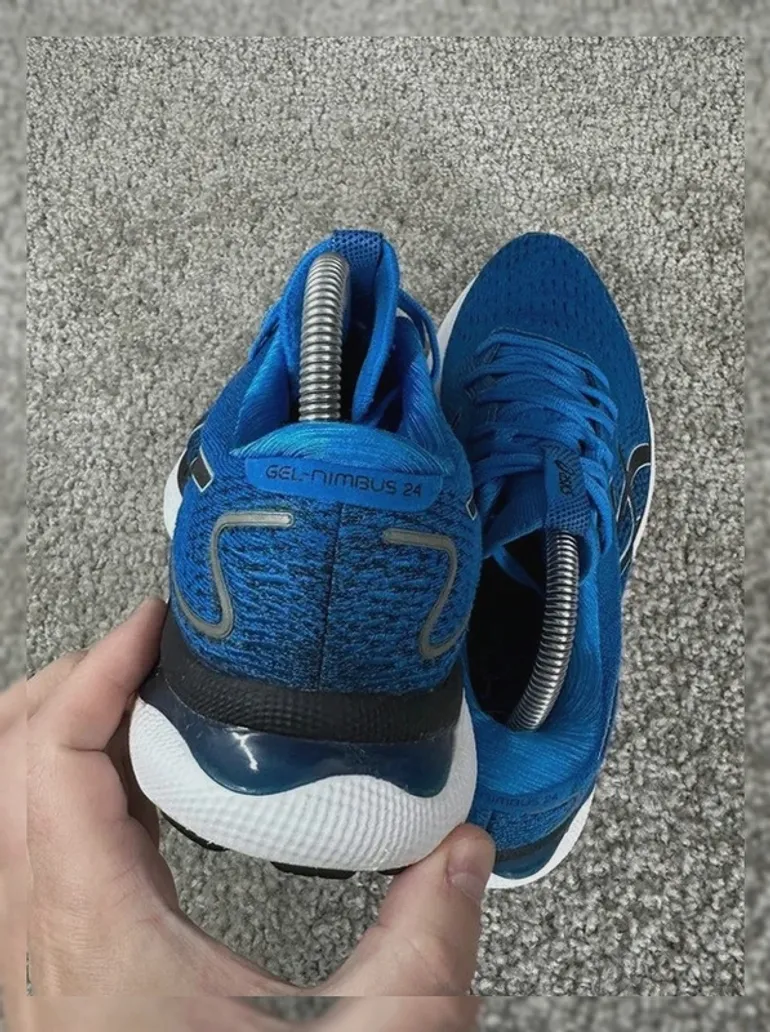 Used Asics Gel Nimbus 24 bike — image 8 of 13
