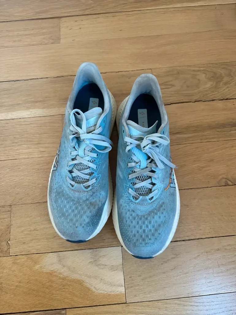 Used Hoka Mach 6 bike — image 2 of 5