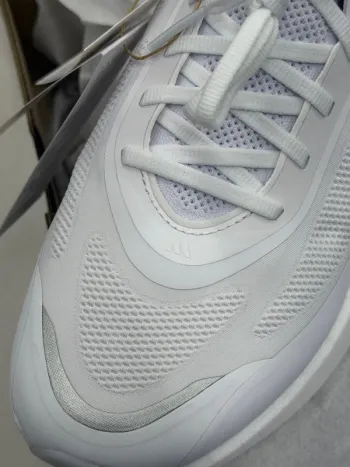 Used Adidas Hyperboost Run M bike — image 5 of 45